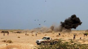 خسائر التحالف بالمخا تدفعه لطلب تعزيزات عسكرية وصلت مطار عدن