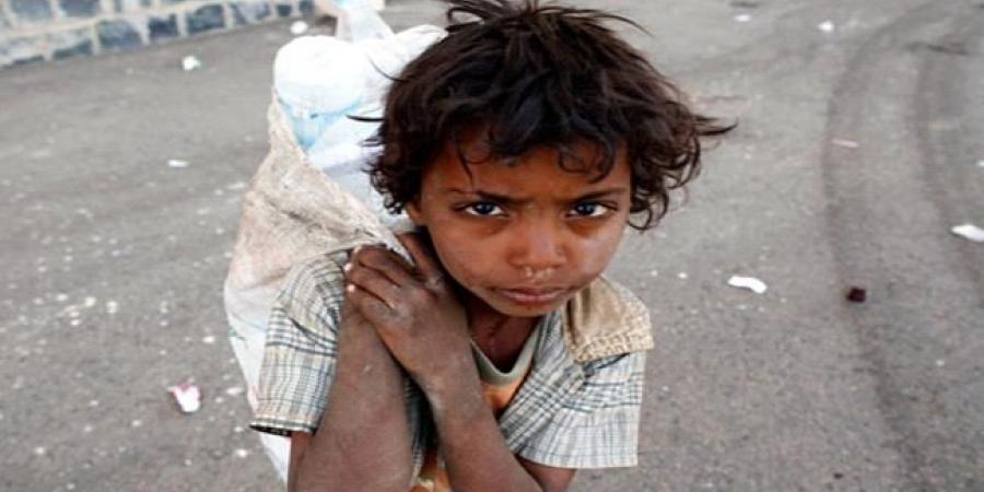 انهيار خطير للعملة اليمنية وإنذار بكارثة ومجاعة