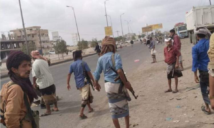 لحج| إصابة طفل في اشتباكات مسلحة بين قوات الانتقالي ومسلحين قبليين