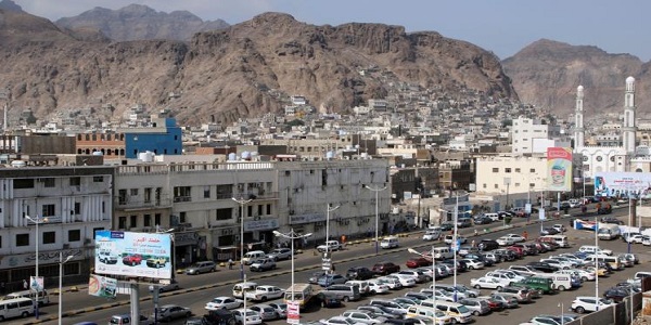 السعودية تعتقل إمام جامع البريقة على خلفية معارضته لتدخلها في اليمن