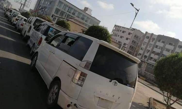 إمعانًا في إذلال سكان عدن.. حكومة معين تقلص عدد المحطات العاملة في المدينة